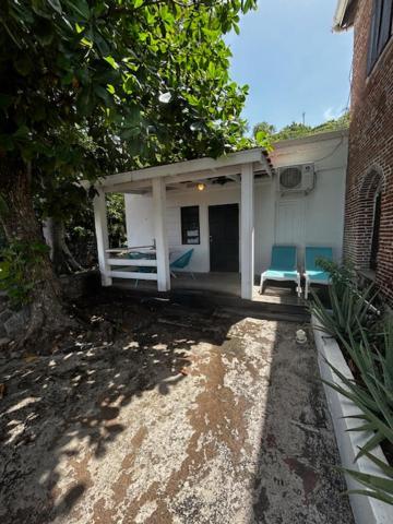 The Old Gin House Aparthotel Oranjestad  Kültér fotó